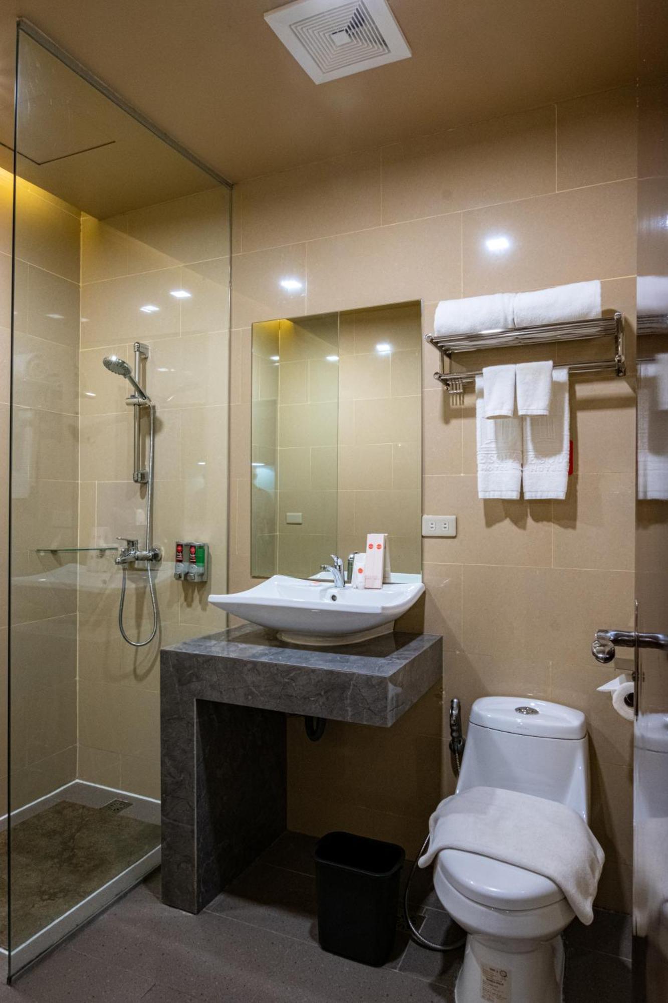 Kojo Hotels Cebu-Mandaue ภายนอก รูปภาพ